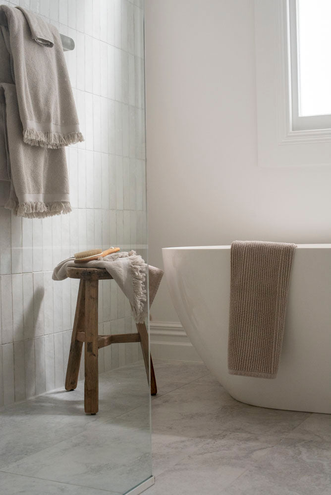 At-Home Styling for A Gentle Edit, An Hour at a Time